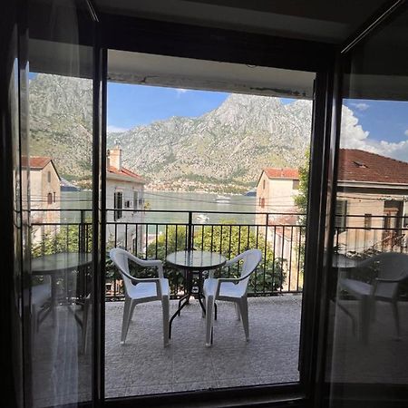 Apartment With Sea View Kotor Exteriör bild
